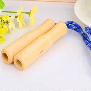 Vente directe d'usine de cordes à sauter avec manche en bois, cordes à sauter en gros pour enfants et étudiants, cordes à sauter sportives, cordes à sauter de fitness - Product Image 1
