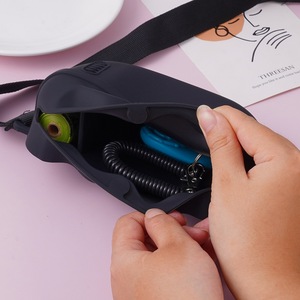 Sac de randonnée léger en silicone Baifu pour friandises et nourriture pour chien avec fermeture à ceinture, imprimé, imperméable, pour poussettes - Product Image 3