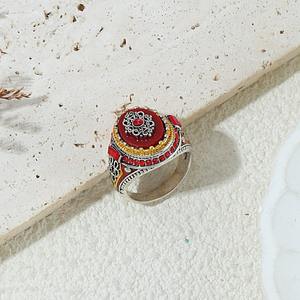 Bagues Chevalières Turques ZhuQian en Alliage Plaqué Argent, Motifs Sculptés Vintage, Incrustées de Zircon Noir et Rouge Foncé pour Hommes – Vente en Gros - Product Image 5