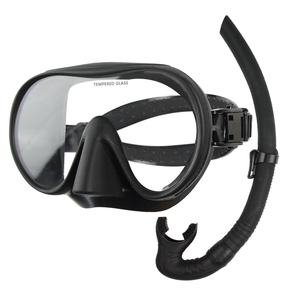 Máscara <span class=keywords><strong>de</strong></span> <span class=keywords><strong>buceo</strong></span> <span class=keywords><strong>de</strong></span> vidrio templado antivaho <span class=keywords><strong>con</strong></span> válvula <span class=keywords><strong>de</strong></span> <span class=keywords><strong>purga</strong></span> Juego <span class=keywords><strong>de</strong></span> máscara <span class=keywords><strong>de</strong></span> snorkel <span class=keywords><strong>de</strong></span> <span class=keywords><strong>buceo</strong></span> <span class=keywords><strong>de</strong></span> boca <span class=keywords><strong>de</strong></span> silicona antisalpicaduras para adultos - Product Image 3