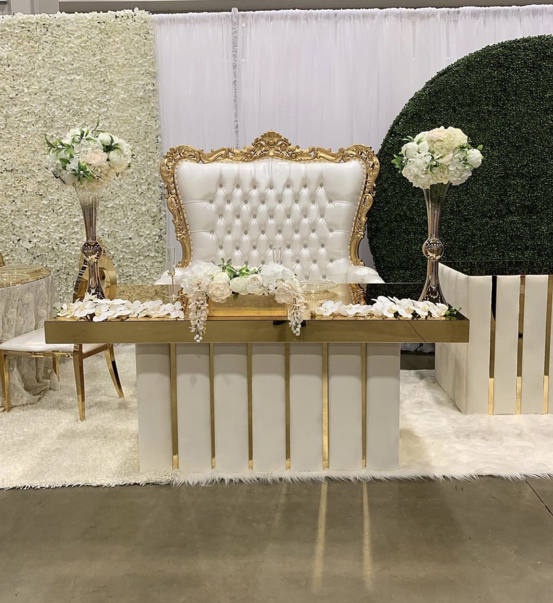 Table d'amoureux en verre de luxe de mariage de base d'or