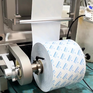 Tùy chỉnh in <span class=keywords><strong>LDPE</strong></span> cuộn phim nhựa cho túi nhỏ và nước uống Túi sachwater gói Gói phim - Product Image 4