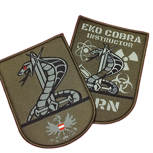 Venta al por mayor último diseño apliques Mali Club de <span class=keywords><strong>Conquistadores</strong></span> parches tejidos para gorra de camionero - Product Image 1