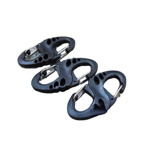 Vente en gros de marchandises ponctuelles, porte-clé<span class=keywords><strong>s</strong></span> en plastique de 5cm, sac à dos tactique de camping molle, <span class=keywords><strong>mousqueton</strong></span> suspendu en forme de <span class=keywords><strong>S</strong></span> - Product Image 3