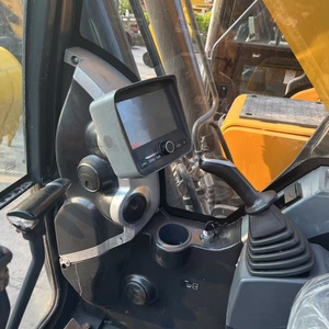 Excavatrice sur chenilles d'occasion Hyundai de 23 tonnes, importée d'origine, puissante, peinture d'origine, pour travaux d'ingénierie - Product Image 6