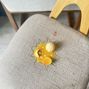Simulation Broken <b>Egg</b> Model Creative Prank Broken <b>Egg</b> <b>Toy</b> Realistic Spilled <b>Egg</b> Ornament for Prank Party Desktop Decoration - Product Image 4