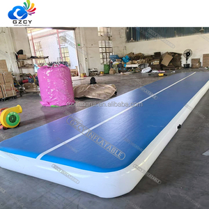 <span class=keywords><strong>Tapis</strong></span> <span class=keywords><strong>de</strong></span> gymnastique <span class=keywords><strong>gonflable</strong></span> en PVC pas cher <span class=keywords><strong>de</strong></span> 3m, 4m, 5m, 6m, 8m, 10m, 12m, 15m avec logo personnalisé pour la gymnastique (personnalisable) - Product Image 5