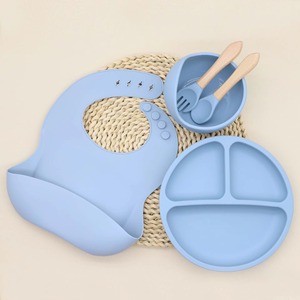 Ensemble d'alimentation pour bébé en silicone 5 pièces, anti-fuite, sans BPA, écologique, avec motifs brodés à la main, pour nourrissons de 0 à 12 mois - Vente chaude - Product Image 3