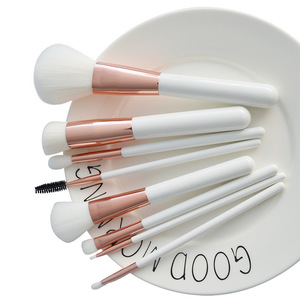 Venta al por mayor directa <span class=keywords><strong>de</strong></span> fábrica: Nuevo <span class=keywords><strong>set</strong></span> <span class=keywords><strong>completo</strong></span> <span class=keywords><strong>de</strong></span> 8 brochas <span class=keywords><strong>de</strong></span> <span class=keywords><strong>maquillaje</strong></span> retro YUE con tubo <span class=keywords><strong>de</strong></span> almacenamiento portátil, herramientas <span class=keywords><strong>de</strong></span> belleza. - Product Image 6