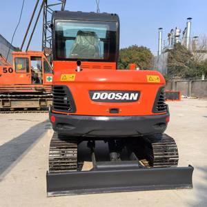 Excavatrice Doosan DX60-9C d'occasion, mini-excavatrice coréenne de seconde main, machine de terrassement à vendre. - Product Image 5
