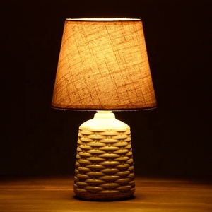 Lampada da tavolo rustica da comodino artigianale artigianale per decorazione d'interni - Product Image 2