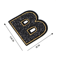 Patch en tissu brodé 3D en stock avec paillettes scintillantes Lettres thermocollantes en PVC pour vêtements Caractéristiques Décorations de logo en feutre au dos