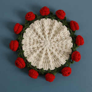 Posavasos de Ganchillo de Lana Hechos a Mano Luckykoo, Transformados en Creativos Regalos de Cumpleaños, Posavasos con Forma de Ramo de Rosas - Product Image 1