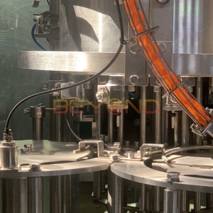 Ligne de production automatique à grande vitesse de boissons gazeuses et de boissons énergisantes-Remplisseuses complètes de boissons gazeuses - Product Image 5