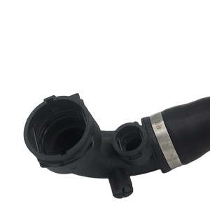 Tuyau de radiateur supérieur, tuyau d'eau OEM 1712 7510 952 pour <span class=keywords><strong>BMW</strong></span> <span class=keywords><strong>E46</strong></span>, tuyau de liquide de refroidissement 17127565091 - Product Image 3