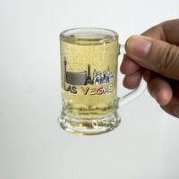 Mini verre à bière personnalisé de style européen avec poignée pour souvenirs ou collection
