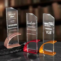 Trophées en cristal créatifs en gros, trophées en cristal de haute qualité pour récompenses d'entreprise, souvenirs