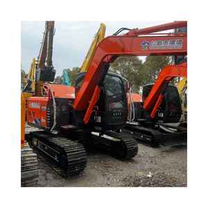 Excavadora Hidráulica HITACHI ZX70 Usada, 7 Toneladas de Peso Operativo, Capacidad de la Cuchara de 0.35m, 1000 Horas, Buen Estado de Funcionamiento, EPA de Japón - Product Image 1