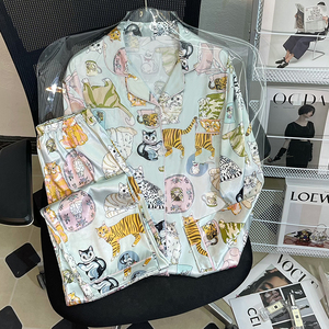 <span class=keywords><strong>Netflix</strong></span> Hot Cartoon Animal Printing Ladies Homewear Spring Thin Section se puede usar fuera de los pantalones de manga larga de seda de hielo - Product Image 5