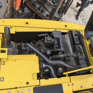 Excavatrice Kobelco PC130 jaune d'occasion, modèle sur chenilles, 13 tonnes, équipement de construction - Product Image 6