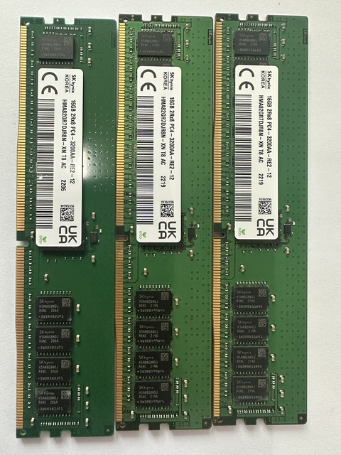 Used ECC DDR4 RGB Server Memory Workstation Modules 16GB Frequencies 2Rx8 PC4 3200AA 16GB  Stock Ram