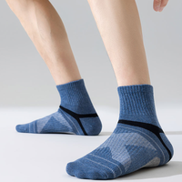 Nouvelle Arrivée Chaussettes Mi-Mollet Tendance pour Hommes avec Bande Élastique, Chaussettes de Sport pour Escalade et Cyclisme en Extérieur