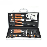 Ensemble d'outils de barbecue Meiji en acier inoxydable gris clair, simple et professionnel, pour l'extérieur, 21 pièces, robuste, de qualité alimentaire, écologique
