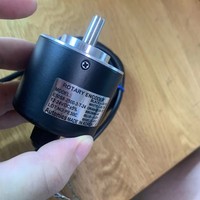 E50S8-2500-3-T-24 Rotary Encoder Stok Berkualitas Tinggi dengan Harga Terjangkau