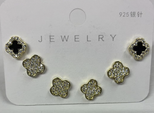 Orecchini a perno placcati oro a forma di fiore con strass di cristallo per donna, gioielli alla moda in stile francese, design in lega con micro inserti - Product Image 3