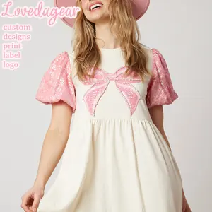 Loveda gaun pinggiran lipit berkilau Logo kustom musim panas gaun desainer lengan Puff potong pita manik-manik manik-manik merah muda putih