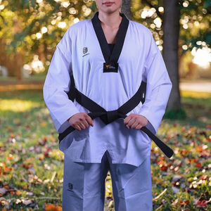 Uniforme de Taekwondo WT Personalizado en Blanco con Cuello en V Negro, Traje de Taekwondo Ribbed Dobok, Equipo de Artes Marciales Personalizado - Product Image 2