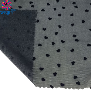 Diseño textil personalizado muestras gratis tejido 100% poliéster <span class=keywords><strong>tul</strong></span> Power Mesh Crape Flock estampado corazón negro <span class=keywords><strong>tela</strong></span> para ropa vestido - Product Image 3