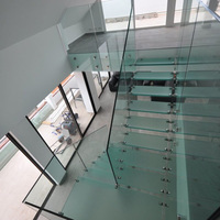 Bâtiment de maison préfabriqué appartement intérieur petit escalier personnalisé en forme de L en verre trempé flottant escalier droit