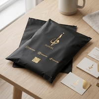 Sacs en plastique personnalisés avec fermeture éclair, mats et givrés, refermables, pour emballage de sous-vêtements et t-shirts avec logo imprimé sur mesure