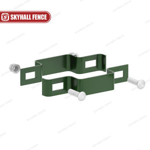 Clôture en treillis métallique soudé galvanisé enduit de poudre verte Clôture de terrain de sport Produit de treillis et de portes - Product Image 6