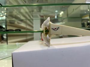 Servizio Completo per Occhiali da Sole Personalizzati: Realizza il Tuo Schizzo Disegnato a Mano, Apertura Stampi ad Alta Precisione e Produzione di Occhiali - Product Image 6