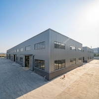 Entrepôt en acier à double pente à grande portée, structure portique personnalisée, revêtement galvanisé à chaud, hangar de garage, supermarché, haute capacité de charge