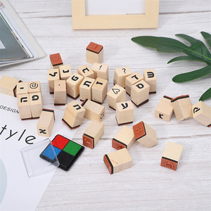 Offre Spéciale : Kit de 32 <span class=keywords><strong>tampons</strong></span> en caoutchouc personnalisables avec <span class=keywords><strong>alphabet</strong></span> hébreu en bois et lettres de dessins animés, avec 4 <span class=keywords><strong>tampons</strong></span> <span class=keywords><strong>encreurs</strong></span> colorés pour loisirs créatifs pour enfants - Product Image 2