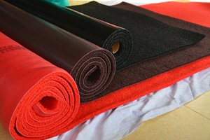 <span class=keywords><strong>Tapis</strong></span> en <span class=keywords><strong>caoutchouc</strong></span> <span class=keywords><strong>antidérapant</strong></span> pour les plateformes de scène et les plateformes élévatrices des orchestres dans les théâtres, 3 mm d'épaisseur, néoprène rembourré, usage intérieur - Product Image 4
