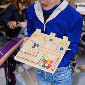Elisyia Montessori - Juguetes Educativos <span class=keywords><strong>de</strong></span> Madera para Niños, Material Didáctico para Aprender Operaciones Matemáticas con Cuentas y Pinzas, para Niños <span class=keywords><strong>de</strong></span> 2 a 4 Años - Product Image 6