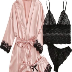 Nuevo conjunto de pijama de cuatro piezas estilo camisola, bata, pantalones cortos y camisón sexy para mujer, ideal para el verano. - Product Image 4