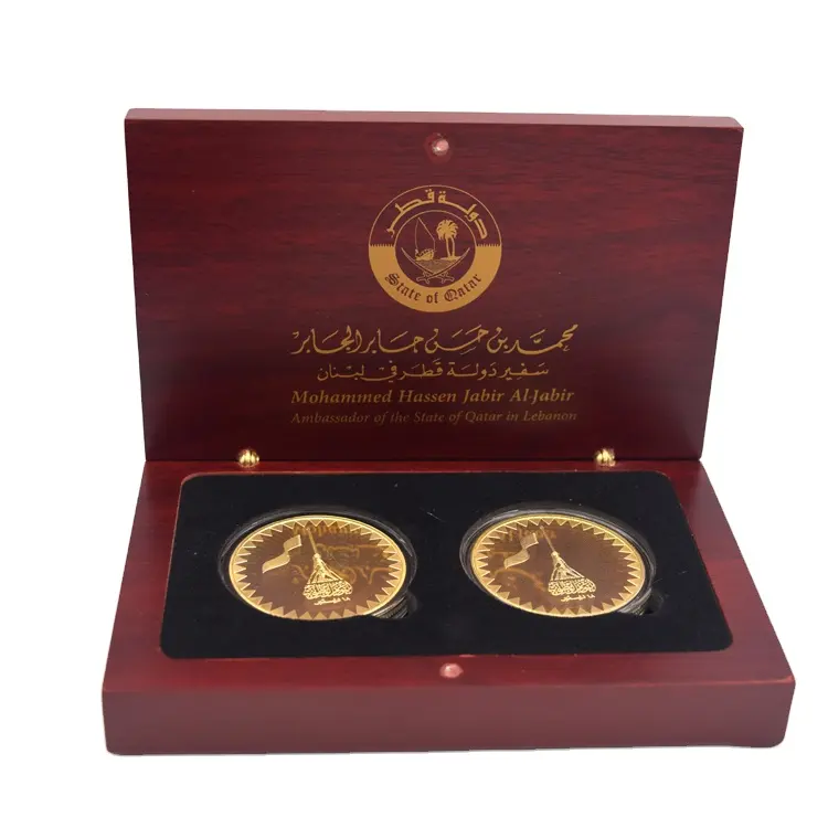 Oman-Monedas de oro a presión hidráulica con caja, moneda de desafío personalizada, fundición a presión