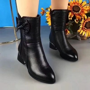 <span class=keywords><strong>Botines</strong></span> <span class=keywords><strong>de</strong></span> <span class=keywords><strong>Mujer</strong></span> al por Mayor con Decoración <span class=keywords><strong>de</strong></span> Lazo, Punta en Pico, Tacón Grueso, <span class=keywords><strong>Botines</strong></span> <span class=keywords><strong>de</strong></span> Cuero Repujado con Detalles Tejidos - Product Image 4