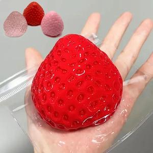 Juguete Blandito de Fresa Roja y Rosa Kawaii, Juguete Sensorial de Frutas y Verduras para Niñas, Regalo de Cumpleaños Hecho de EVA - Product Image 2