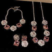 Fleur Grappe Princesse Rose Rose Sucre Cube Zircon Plaqué Or En Laiton Anneau Boucles D'oreilles Collier Ensemble Lumière De Luxe Haut De Gamme Bijoux