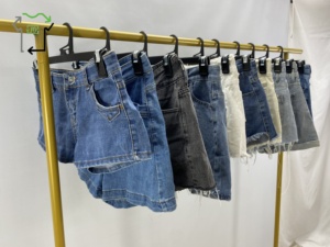 Jeans Corti Usati da Donna YIJIAYI di Alta Qualità, in Cotone Misto Denim, <span class=keywords><strong>Mini</strong></span> Pantaloni <span class=keywords><strong>Estivi</strong></span> in Ottime Condizioni, Abbigliamento Usato all'Ingrosso - Product Image 3