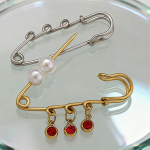 Broche de sécurité multi-boucles 50 mm |   Connecteur de pendentif en acier inoxydable plaqué or 18K PVD pour la fabrication de bijoux - Product Image 3