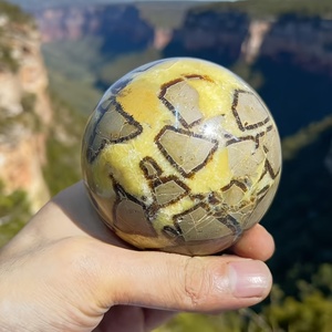 ลูกแก้วเซปทาเรียมธรรมชาติขายดี คริสตัลเสริมฮวงจุ้ย พลังบำบัด ลูกแก้วเซปทาเรียมสำหรับตกแต่งและเป็นของขวัญ - Product Image 3