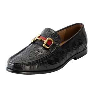 CVEPVAL Mocassins pour hommes à bout rond, couleur unie, à enfiler, semelle en caoutchouc souple, chaussures décontractées - Product Image 4
