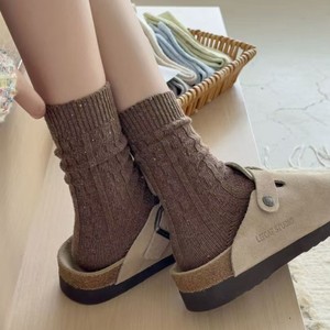 Automne et hiver nouvelle couleur <span class=keywords><strong>laine</strong></span> chaussettes <span class=keywords><strong>Mohair</strong></span> couleur Pure chaud Double aiguille chaussettes mi-mollet pile chaussettes pour femmes - Product Image 3
